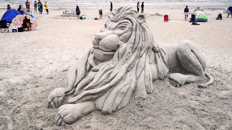 Gordo's Lion Sand Sculpture
